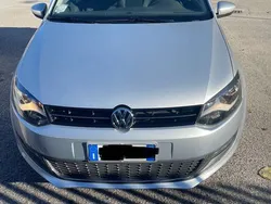 Usata 2012 VW Polo Highline Tre volumi | 9200 € (Buon prezzo)
