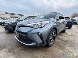 Grigio Usata 2023 Toyota C-HR Trend SUV | 24.990 € (Buon prezzo)