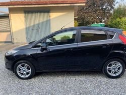 Usata 2014 Ford Fiesta Titanium Due volumi | 6500 € (Molto cara)