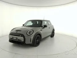 Usata 2021 Mini Cooper Due volumi | 23.200 € (Molto cara)