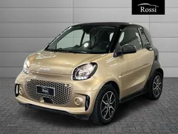 Bodypanels in gold beige (metallic) Usata 2021 Smart ForTwo Electric Drive Pure Coupé | 11.501 € (Ottimo prezzo)