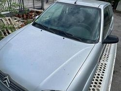 Grigio Usata 2002 Citroën Saxo Due volumi | 3500 €