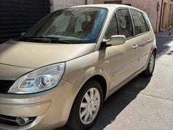 Giallo Usata 2007 Renault Scénic II Monovolume | 1999 € (Buon prezzo)