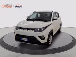 Bianco Usata 2023 Mahindra KUV100 SUV | 10.900 € (Buon prezzo)