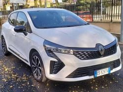 Bianco Usata 2024 Renault Clio Techno Furgone | 18.500 €