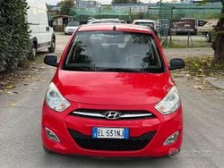 Rosso Usata 2012 Hyundai i10 Classic Due volumi | 3700 € (Ottimo prezzo)
