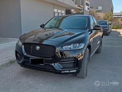 Nero Usata 2017 Jaguar F-Pace R-Sport SUV | 19.900 € (Molto cara)