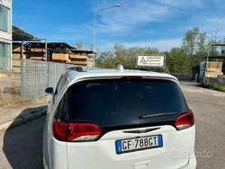 Usata 2018 Chrysler Pacifica SUV | 25.000 €