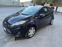 Nero Usata 2009 Ford Fiesta Tre volumi | 2900 € (Super prezzo)