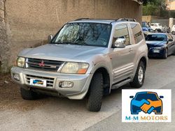 Grigio Usata 2001 Mitsubishi Pajero SUV | 7900 € (Ottimo prezzo)