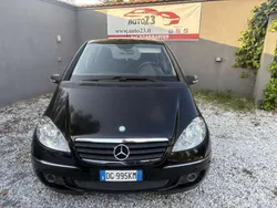 Nero Usata 2006 Mercedes A180 Avantgarde Edition Monovolume | 1999 € (Buon prezzo)