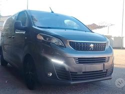 Usata 2017 Peugeot Traveller Monovolume | 19.700 € (Buon prezzo)