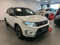 Grigio Usata 2022 Suzuki Vitara SUV | 21.900 € (Cara)