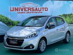 Grigio Usata 2018 Peugeot 208 Active Due volumi | 9800 € (Buon prezzo)