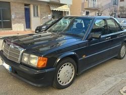 Grigio Usata 1986 Mercedes 190 Tre volumi | 21.600 €
