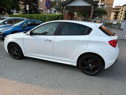 Usata 2018 Alfa Romeo Giulietta Business Due volumi | 13.000 € (Buon prezzo)