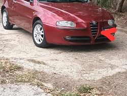 Usata 2001 Alfa Romeo 147 Due volumi | 1200 € (Super prezzo)