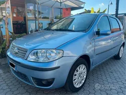 Blu/azzurro Usata 2007 Fiat Punto Dynamic Due volumi | 1750 € (Buon prezzo)