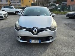 Grigio Usata 2014 Renault Clio IV Tre volumi | 5300 € (Super prezzo)