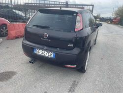 Nero Usata 2010 Fiat Grande Punto Due volumi | 3500 € (Buon prezzo)