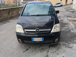 Nero Usata 2005 Opel Meriva Monovolume | 1300 € (Ottimo prezzo)