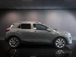 Grigio Usata 2023 Kia Stonic Style SUV | 14.900 € (Ottimo prezzo)