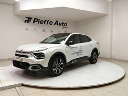 Pearl white perlat Usata 2023 Citroën e-C4 Shine Tre volumi | 23.900 € (Cara)
