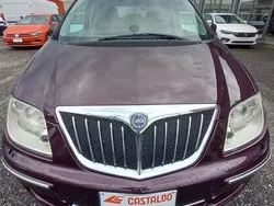 Viola Usata 2010 Lancia Phedra Monovolume | 5990 € (Buon prezzo)