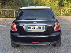 Nero Usata 2009 Mini Cooper D Due volumi | 3500 € (Buon prezzo)
