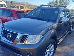 Grigio Usata 2011 Nissan Navara Pick-up | 15.500 € (Buon prezzo)