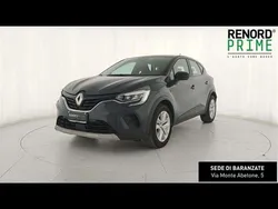 Blu scuro Usata 2022 Renault Captur Zen SUV | 15.890 € (Ottimo prezzo)
