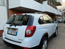 Bianco Usata 2012 Chevrolet Captiva SUV | 4500 € (Ottimo prezzo)