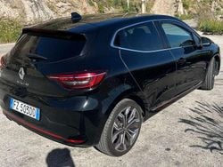 Nero Usata 2019 Renault Clio V Tre volumi | 12.000 € (Molto cara)