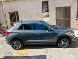 Grigio Usata 2018 VW T-Roc SUV | 16.000 € (Buon prezzo)