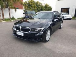 Nero Usata 2022 BMW 318 Advantage Station wagon | 27.899 € (Super prezzo)