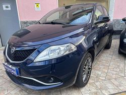 Blu Usata 2017 Lancia Ypsilon Platinum Due volumi | 10.990 € (Buon prezzo)