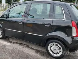 Nero Usata 2008 Lancia Musa Monovolume | 4300 € (Buon prezzo)
