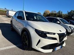 Bianco Usata 2025 Alfa Romeo Junior SUV | 28.500 € (Buon prezzo)
