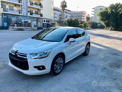 Bianco Usata 2014 Citroën DS4 Chic Due volumi | 6250 € (Buon prezzo)