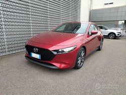 Rosso Usata 2022 Mazda 3 Exceed Tre volumi | 22.500 € (Buon prezzo)