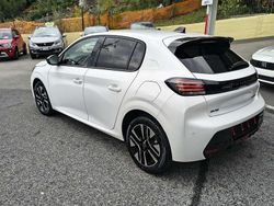 Bianco Nuova 2025 Peugeot 208 Allure Due volumi | 19.400 € (Super prezzo)