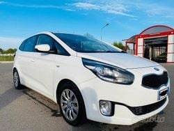 Bianco Usata 2013 Kia Carens Monovolume | 7800 €