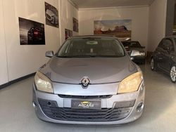 Blu Usata 2009 Renault Mégane III Dynamique Tre volumi | 4000 € (Molto cara)