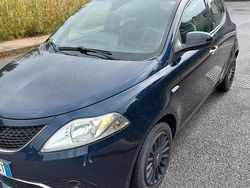 Blu Usata 2016 Lancia Ypsilon Gold Due volumi | 7000 € (Buon prezzo)