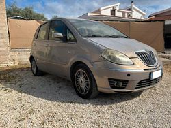 Grigio Usata 2009 Lancia Musa Monovolume | 1990 € (Super prezzo)