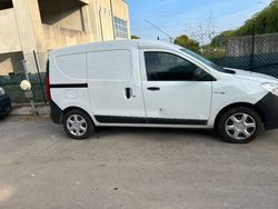 Antracite pastello Usata 2018 Renault Kangoo Life Monovolume | 11.900 € (Molto cara)