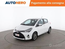 Bianco Usata 2015 Toyota Yaris Active Tre volumi | 10.399 € (Cara)