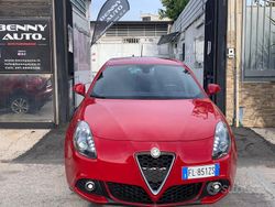 Rosso Usata 2017 Alfa Romeo Giulietta Tre volumi | 10.500 € (Ottimo prezzo)