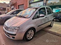 Grigio Usata 2011 Fiat Idea Active Monovolume | 5400 € (Molto cara)