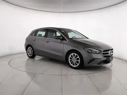 Grigio Usata 2020 Mercedes B180 Monovolume | 21.900 € (Buon prezzo)